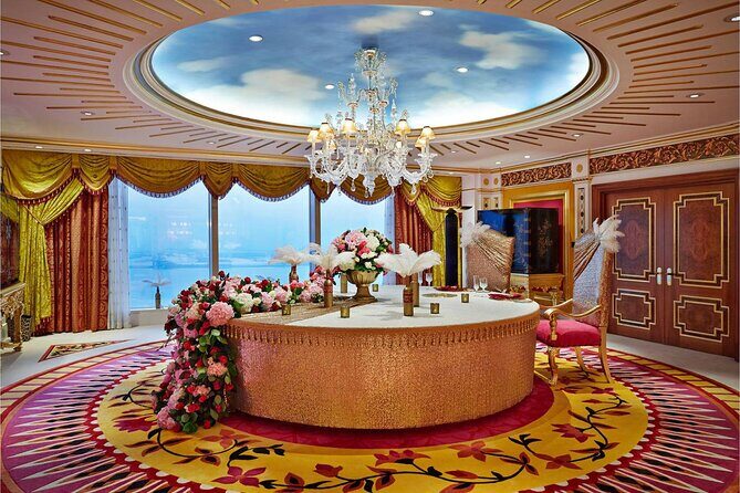Guided Tour to Burj Al Arab with Optional Snack and Drinks - Optional UMA Lounge Drinks and Snacks (And Which One to Pick)