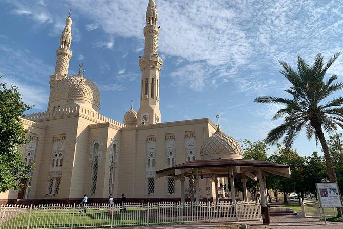 Half Day Dubai City tour ( Sharing Group ) - Bur Dubai Abra Station: a classic creek crossing in a short window
