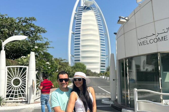 Half Day Dubai Modern Wonders Tour - Hotel Pickup + a 4-Hour Reality Check