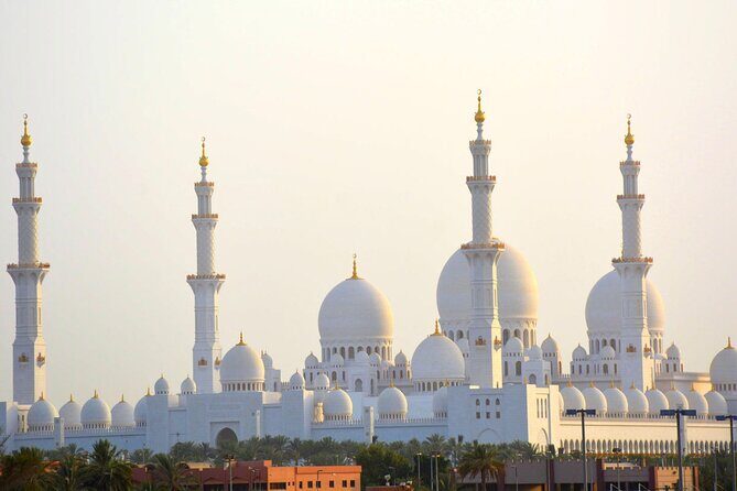 Half Day Private Abu Dhabi City Tour - Sheikh Zayed Grand Mosque Center: The Stop Everyone Remembers