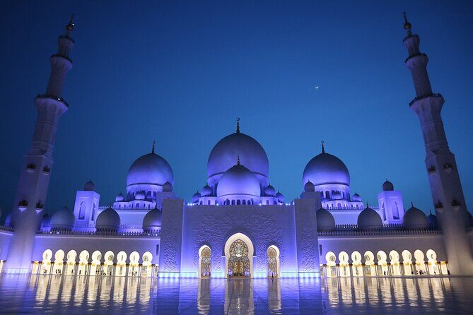Half-Day Private Abu Dhabi Tour From Dubai - Qasr Al Watan and Etihad Tower Photo Stops That Still Feel Worth It