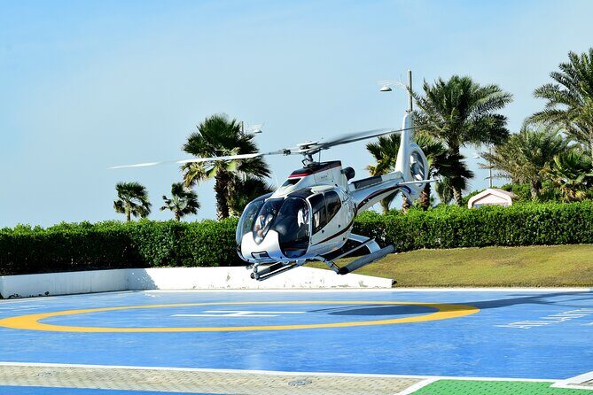 Helicopter Private Tour in Abu Dhabi - Marina Mall and Corniche Areas: Easy Photos, Quick Context