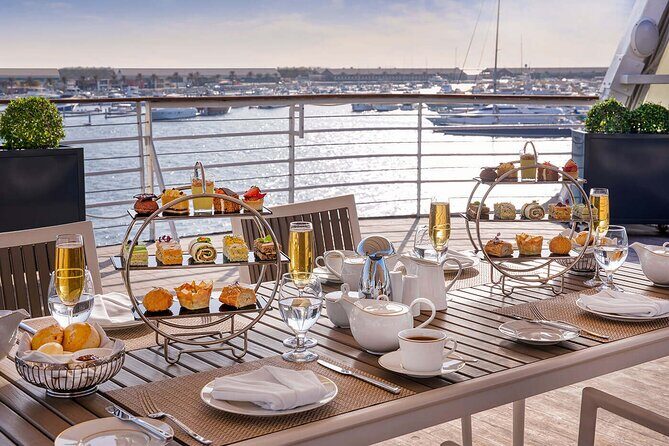 Heritage Tour and Afternoon Tea at Queen Elizabeth 2 Dubai - What you actually see on the QE2: bridge and engine room