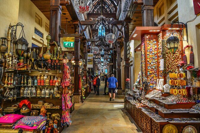 Historical Tour in Old Dubai - Bur Dubai Abra Station: Crossing the Creek Like a Local