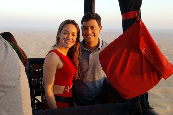 Hot Air Balloon Ride Over Dubai Desert inlcuding Transfers - Key Highlights Worth Waking Up For