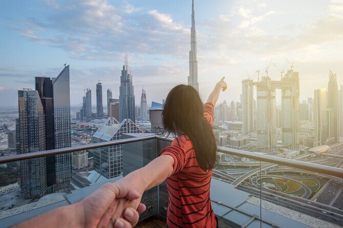 Iconic Burj Khalifa Views Experience Dubai's Skyline - The 124–125 floors: best use of your time once you’re up there