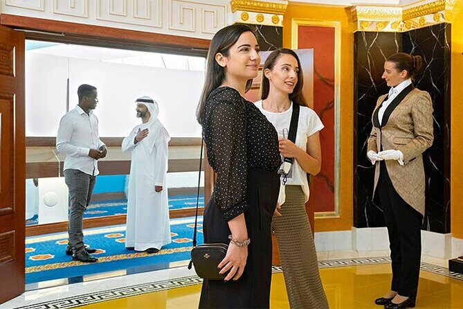 Inside Burj Al Arab Guided Tour - Stop 1: Atrium, Experience Suite, and the Royal Suite moment