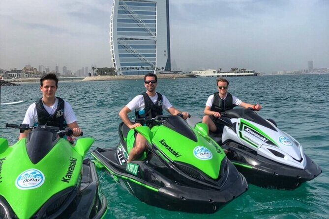 Jet Ski Experience in Dubai - Safety Briefing and Jet Ski Basics: The Part That Makes It Fun