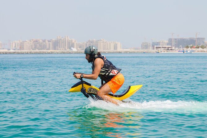 Jetovator in The Palm - Your 20 Minutes Over the Sea: Turning, Making Waves, and Side Flips