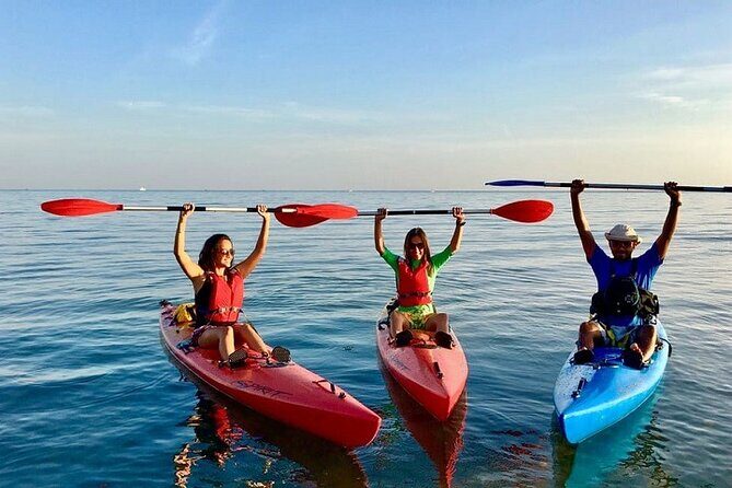 Kayak In Dubai Jumeirah Beach - With Free Transfer - Kite Beach: what makes the starting point worth it