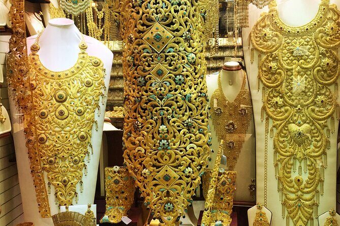 Local Street Food and Guided Walking Tour of Dubai Old Town - Stop 5: Al Souk Al Kabir—art galleries, tea, and a calmer pace (about 1 hour)