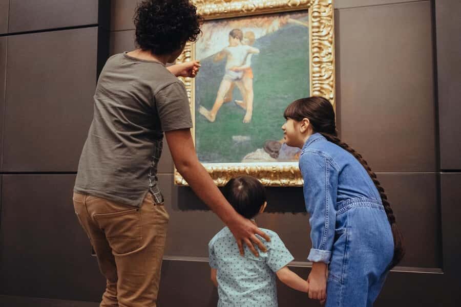 Louvre Abu Dhabi: Join an Express Guided Tour - Starting at the Ticketing Counter: How to Get on Track