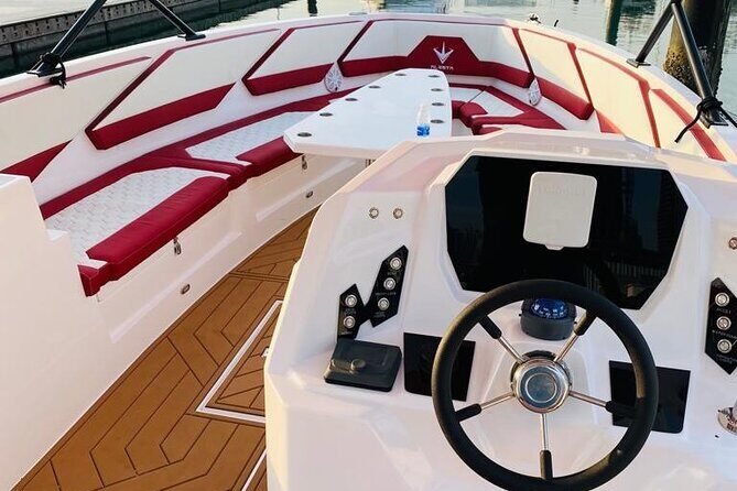 Luxury Sport Speed Boat Rental in Dubai - Dubai Eye and the Palm Start to Appear: When the City Gets Iconic