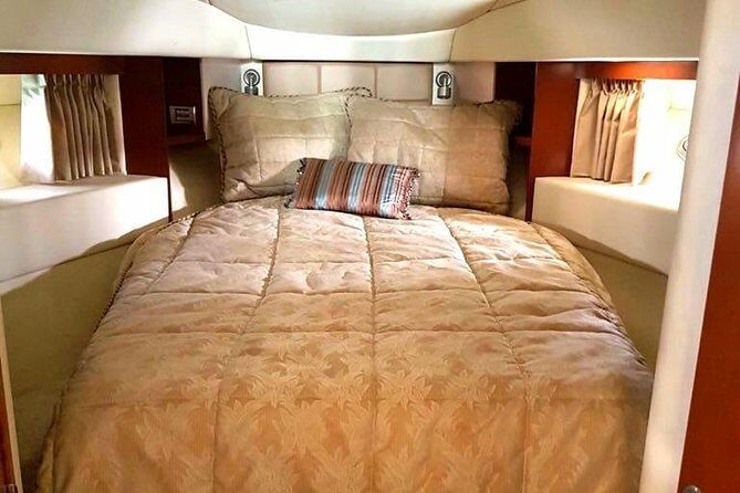 Luxury Yacht Charter : Dubai Marina, Atlantis The Palm & Burj Al Arab - Booking tips to avoid the common hiccups