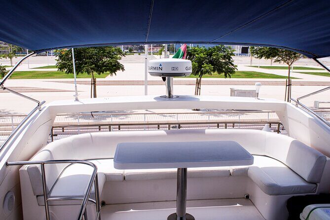 Luxury Yacht Dubai - Book 56 ft Yacht Cruise up to 24 people - Ain Dubai at Bluewaters: The Ferris Wheel Shot You’ll Want at Night