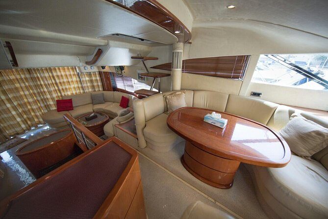 Luxury Yacht Tour Around Palm Island - Price and value: what $455.57 gets you in practice