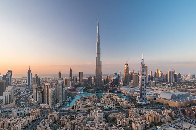 Modern Dubai Tour including Burj Khalifa Tickets - Dubai Mall Aquarium access: when it’s great and when to manage expectations