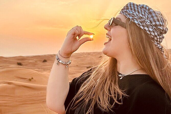 Morning/Evening 4x4 Desert Safari, CamelRide & Sandboarding - Sandboarding time: included, repeatable, and usually the favorite
