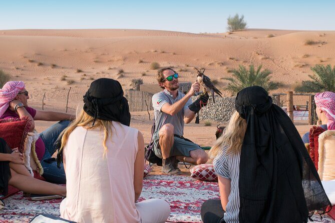 Morning Falconry & Nature Desert Safari with Transfers from Dubai - Comfort, clothing, and timing: what to pack and what to expect