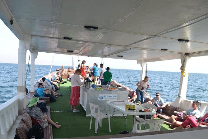 Musandam Sea Safari with Lunch From Dubai - Dolphin Spotting and the Coastline Expectation Check