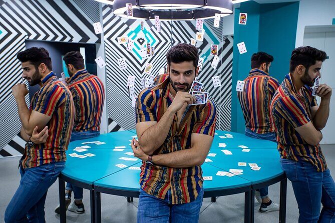 Museum of Illusions Dubai Tickets - Vortex Tunnel and Other Head-Turning Setups
