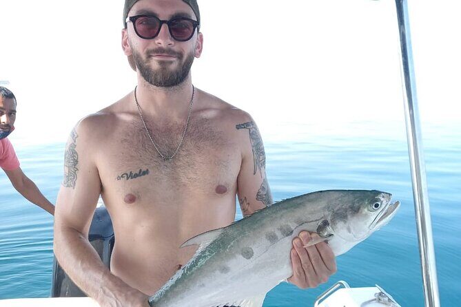 Nanje Fishing Trips Dubai - The icons on the water: Atlantis, Burj Al Arab, and Palm-area views