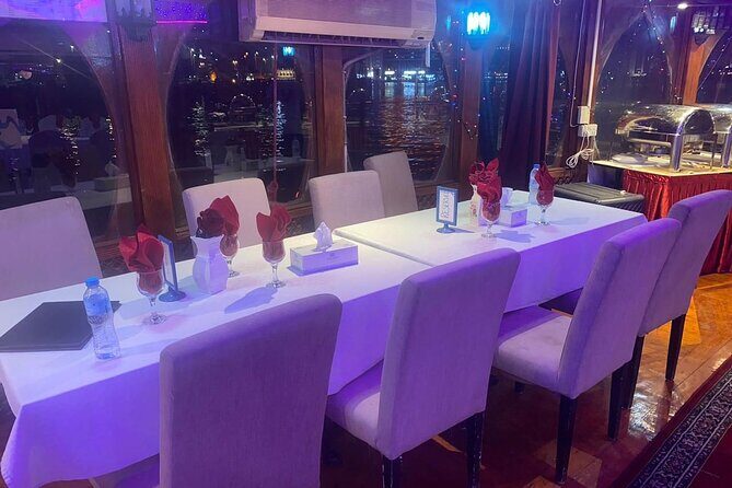 New Year Fireworks Cruise. Witness the spectacular fireworks in Dubai - The dinner setup: what you actually get on board