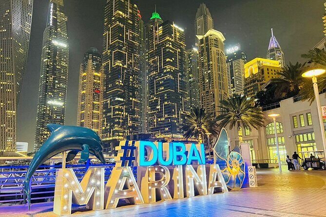 Night City Tour of Dubai - Pickup, Air-Conditioning, and the Group Size Reality