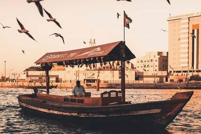 Old and Modern Dubai City Tour with The Lost Chamber Aquarium - Gold market stop and the mosque welcome: two sides of culture you should respect