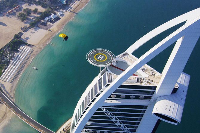 Old Dubai Gold Souk and Water Taxi - Women’s Museum + Private Fashion Show: A Different Dubai Angle