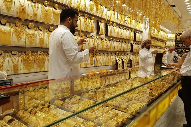 Old Dubai Heritage Walking Tour – 3-Hour Cultural Experience - Al Seef: Where the Creekfront Sets the Tone