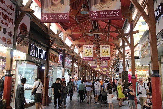 Old Dubai Shopping Tour (Textile, Spice and Gold Souq) - Spice Souk: saffron, dry fruits, and souvenirs with a plan