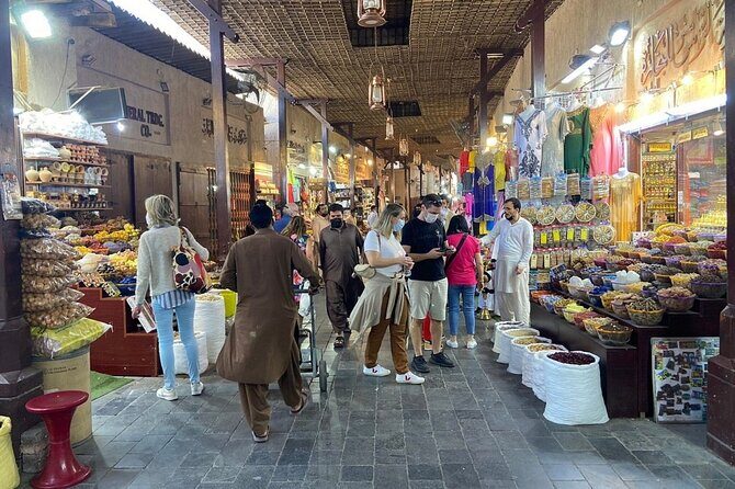 Old Dubai Walking Tour with Local/souks, boat, and local tasting. - Stop 2: Al Fahidi Historical Neighbourhood and Its Barajeel Towers