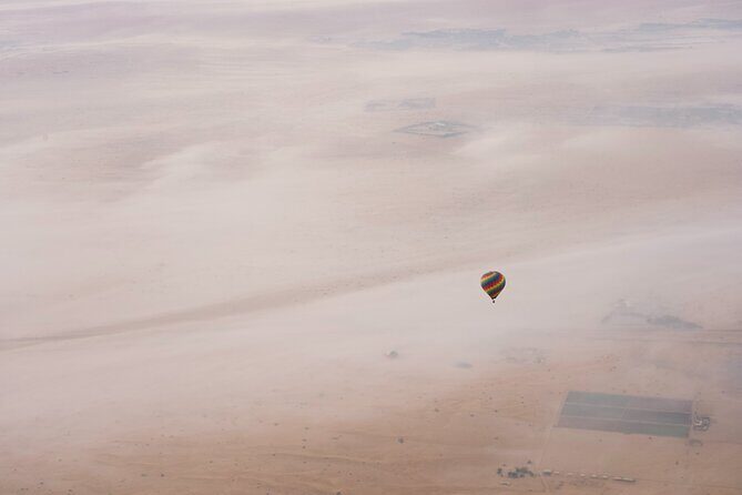 Overnight Desert Escape and Ballooning - Camping in the desert: what the overnight stay is really like