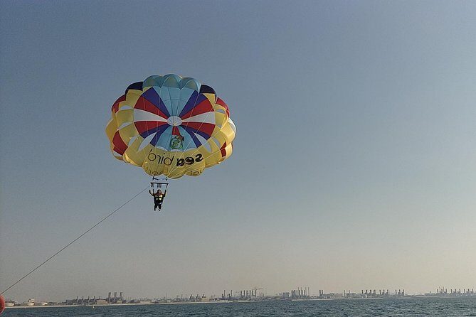 Parasailing Adventure on Jumeirah Beach with Sea Bird water Sports Dubai - Small-Group Crew Help and What That Means for You