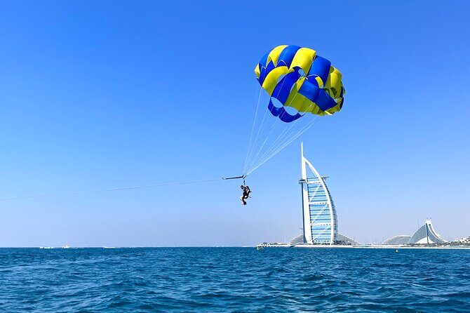 Parasailing in Dubai - Burj Al Arab View - Safety on the water: briefing, boat design, and calm crews