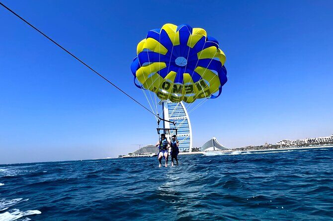 Parasailing in Dubai - Burj Al Arab View - Photos and video: getting proof you were really that high