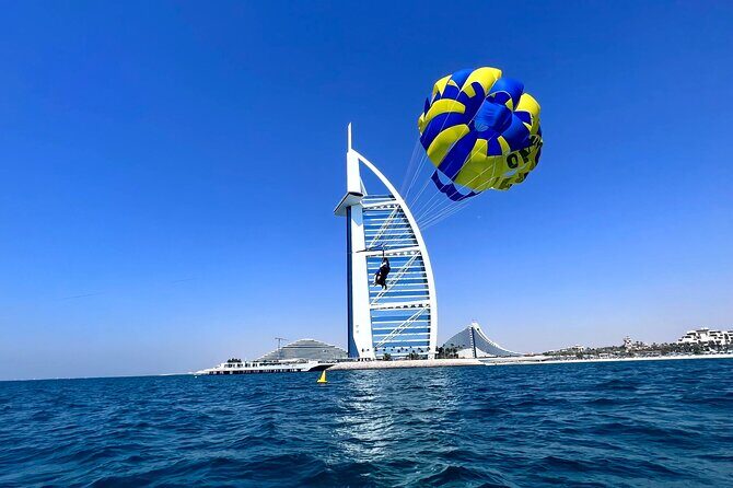 Parasailing in Dubai - Burj Al Arab View - Timing, weather, and what can change