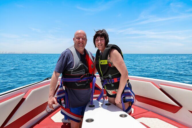 Parasailing in Dubai with Palm Jumeirah and JBR Beach views - Crew, Safety, and the Photo Support You’ll Actually Use