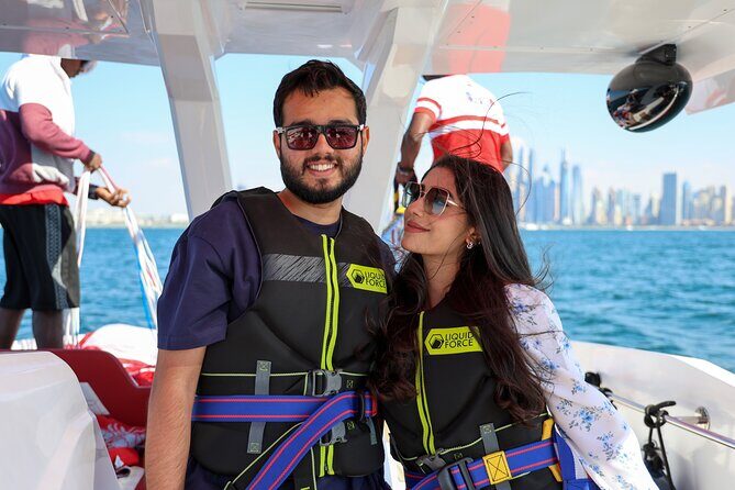 Parasailing in Dubai with Palm Jumeirah and JBR Beach views - How Many People You’ll Share the Experience With