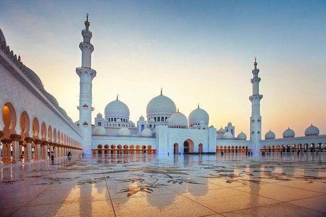 Premium Abu Dhabi Half Day Tour from Dubai - A fast Abu Dhabi sampler from Dubai that actually fits a half day