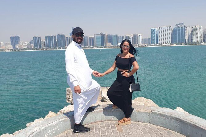 Premium Abu Dhabi Half Day Tour from Dubai - Etihad Towers, Emirates Palace, and the Corniche: photo stops that still tell a story