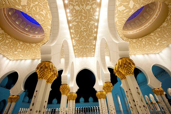 Premium Abu Dhabi Half Day Tour from Dubai - Pickup, ride comfort, and how the day stays organized