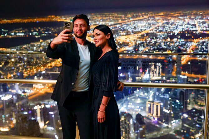 Premium Access to Burj Khalifa Ticket, The Lounge 152 ,153 & 154 - Lounge 152–154: Snacks, Tea, Drinks, and a Softer Pace