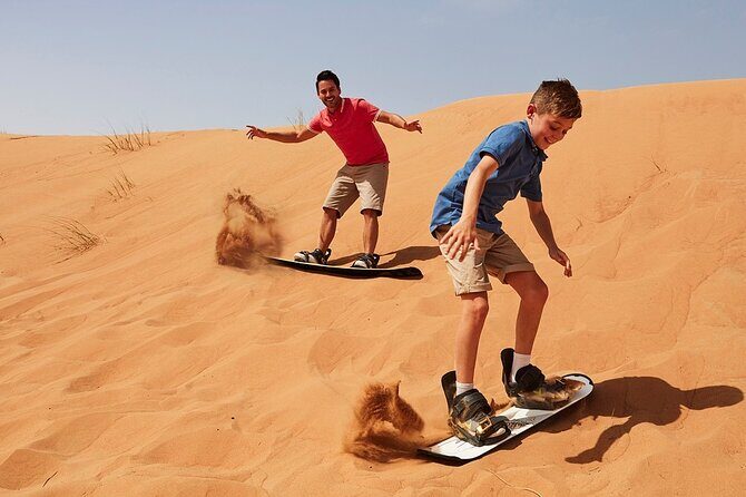Premium Desert Safari with Dinner, Dunes and Ten Shows (VIP) - Group size and flow: Why “max 30” matters
