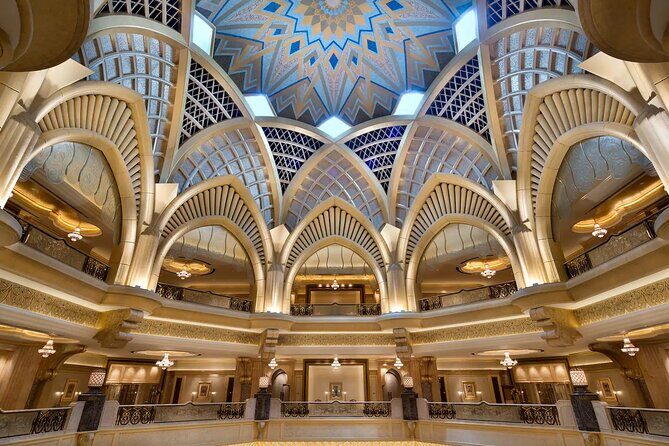 Private Abu Dhabi 5 Wonders Tour with Emirates Palace Lunch - Why Abu Dhabi’s Five Wonders Work as a One-Day Plan