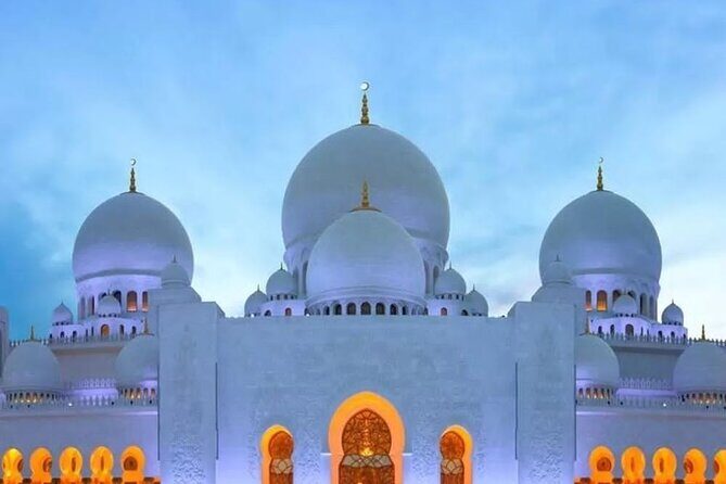 Private Abu Dhabi City Sightseeing Tour - Corniche and Yas Island views: turning driving time into sightseeing