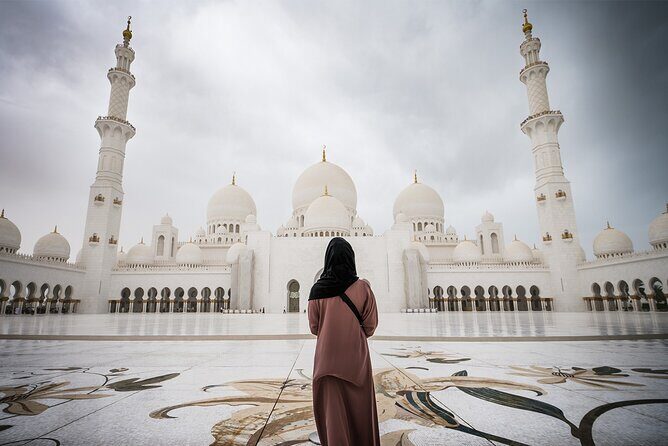 Private Abu Dhabi City Tour with BAPS Temple Visit - Sheikh Zayed Grand Mosque: go for the scale, stay for the details