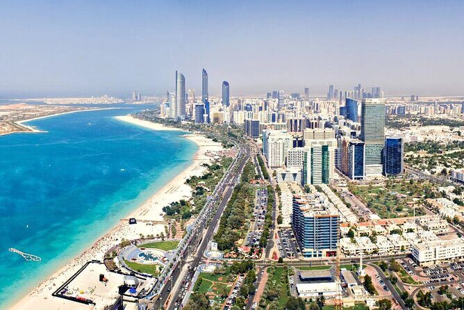 Private Abu Dhabi City Tour with Sheikh Zayed Moque - Saadiyat Island and Louvre Abu Dhabi: art in a purpose-built setting