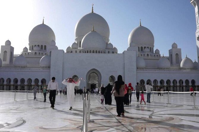 Private Abu Dhabi Day Tour From Ras Al Khaimah - A one-day Abu Dhabi plan that doesn’t feel rushed